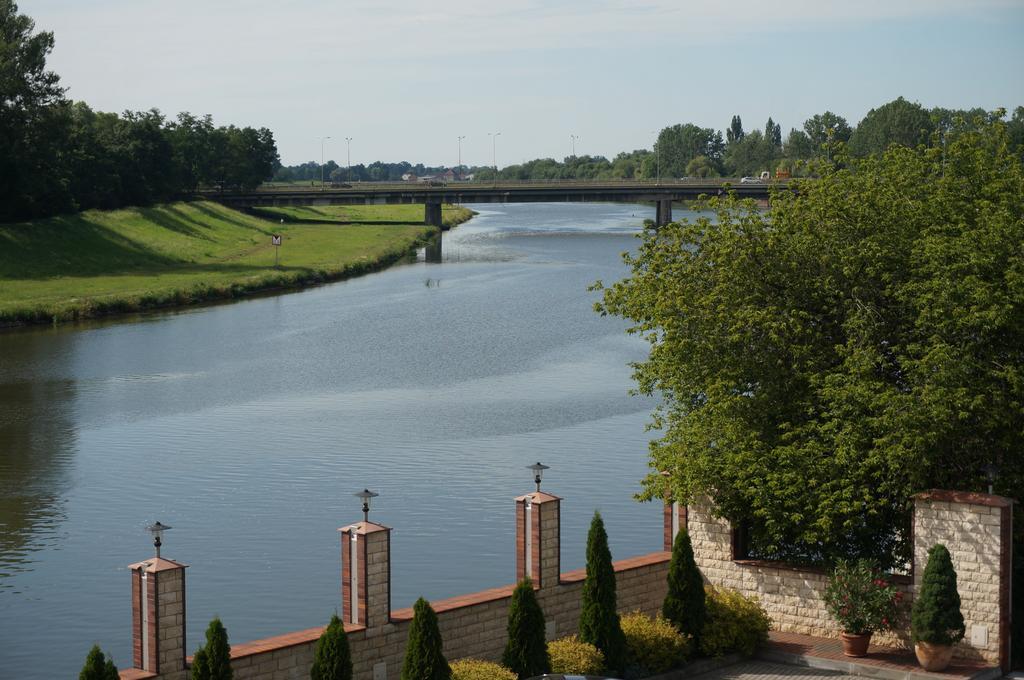 Hotel Piast Oppeln Exterior foto